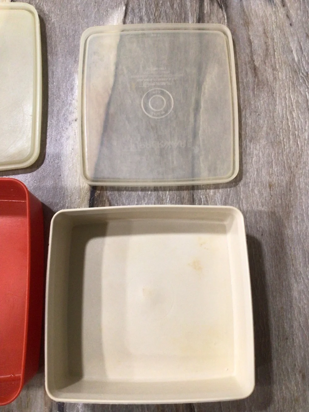 Vtg Tupperware Square Away Sandwich Keepers Set Almond & Paprika Red 670 1458